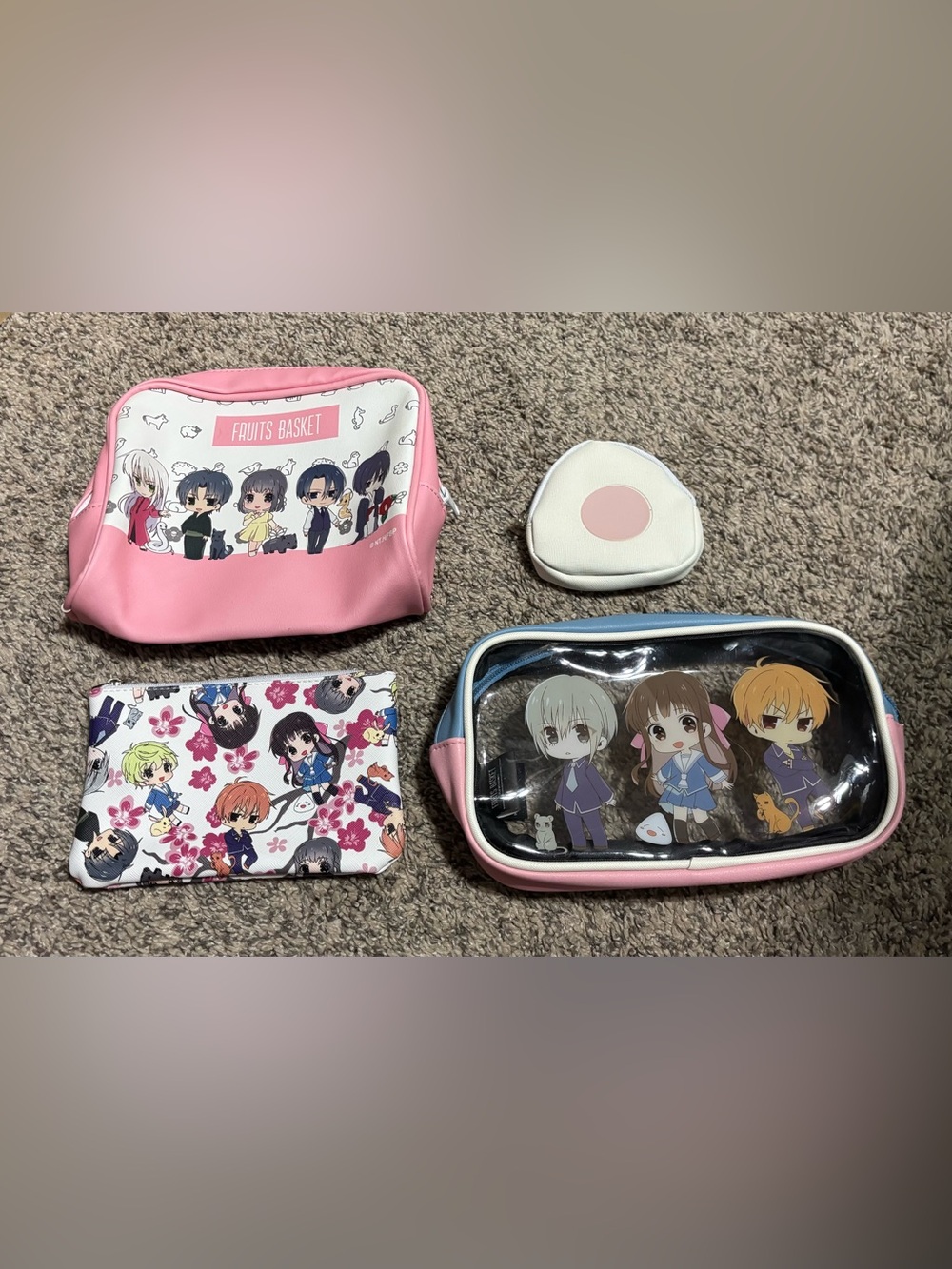 Fruits Basket - 4 zippered pouches - All new without tags